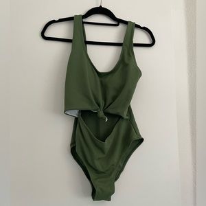 One Piece with Knotted Stomach Cutout